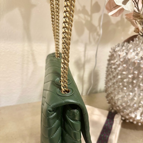 Tory Burch Kira Chevron Convertible Shoulder Bag in Green / Sycamore - Picture 11 of 14